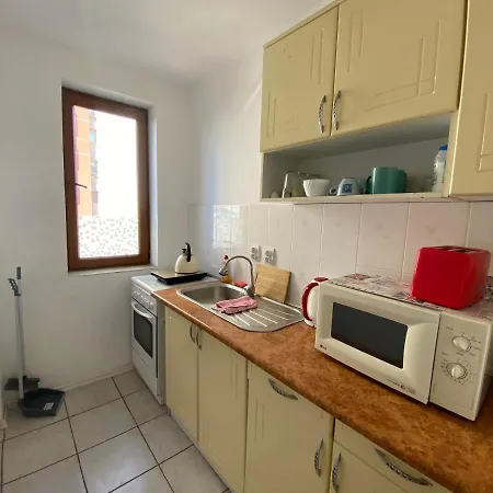 Garsoniere Victor Seaview Aer Conditionat-bucatari-primim Carduri Vacanta-pet Friendly 150 M De Plaja Reyna- Zoom Констанца