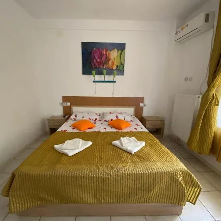 Garsoniere Victor Seaview Aer Conditionat- Bucatarie-primim Carduri Vacanta-pet Friendly La 3 Minute De Plaja Reyna-zoom Apartment *