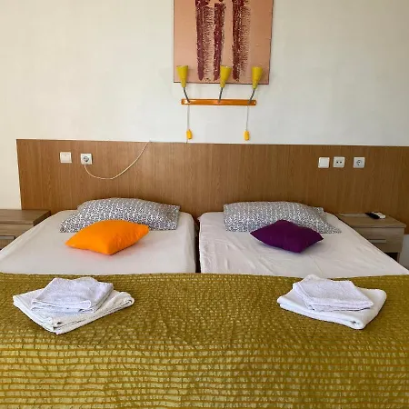 Garsoniere Victor Seaview Aer Conditionat- Bucatarie-primim Carduri Vacanta-pet Friendly La 3 Minute De Plaja Reyna-zoom Apartment Constanţa