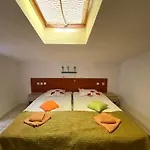 Apartamento Garsoniere Victor Seaview Aer Conditionat- Bucatarie-primim Carduri Vacanta-pet Friendly La 3 Minute De Plaja Reyna-zoom Constanţa