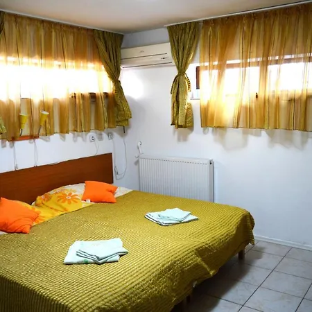 Garsoniere Victor Seaview Aer Conditionat- Bucatarie-primim Carduri Vacanta-pet Friendly La 3 Minute De Plaja Reyna-zoom Constança