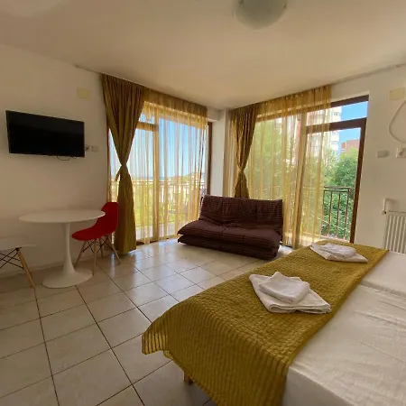 Garsoniere Victor Seaview Aer Conditionat- Bucatarie-primim Carduri Vacanta-pet Friendly La 3 Minute De Plaja Reyna-zoom Apartamento