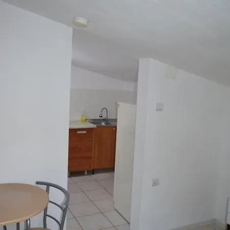 Apartamento Garsoniere Victor Seaview Aer Conditionat- Bucatarie-primim Carduri Vacanta-pet Friendly La 3 Minute De Plaja Reyna-zoom Constança