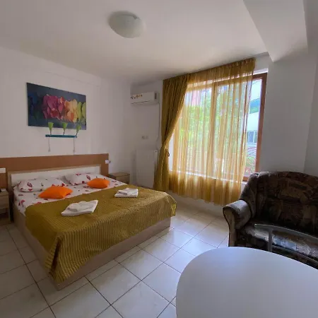 Garsoniere Victor Seaview Aer Conditionat- Bucatarie-primim Carduri Vacanta-pet Friendly La 3 Minute De Plaja Reyna-zoom Constança