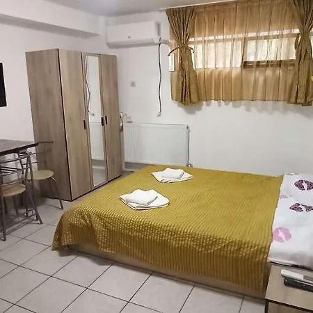 Garsoniere Victor Seaview Aer Conditionat-Bucatari-Primim Carduri Vacanta-Pet Friendly 150 M De Plaja Reyna- Zoom Beach