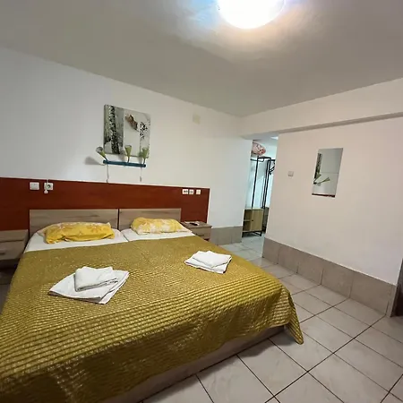 Garsoniere Victor Seaview Aer Conditionat- Bucatarie-primim Carduri Vacanta-pet Friendly La 3 Minute De Plaja Reyna-zoom