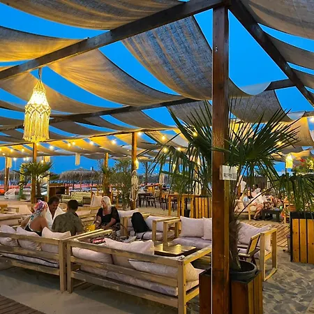 Garsoniere Victor Seaview Aer Conditionat- Bucatarie-primim Carduri Vacanta-pet Friendly La 3 Minute De Plaja Reyna-zoom * Constanţa