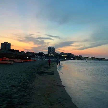Apartamento Garsoniere Victor Seaview Aer Conditionat- Bucatarie-primim Carduri Vacanta-pet Friendly La 3 Minute De Plaja Reyna-zoom