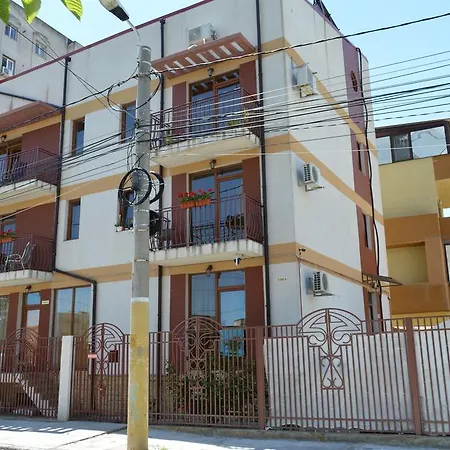 Garsoniere Victor Seaview Aer Conditionat- Bucatarie-primim Carduri Vacanta-pet Friendly La 3 Minute De Plaja Reyna-zoom Apartamento Constanţa
