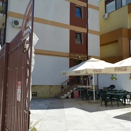 Garsoniere Victor Seaview Aer Conditionat- Bucatarie-primim Carduri Vacanta-pet Friendly La 3 Minute De Plaja Reyna-zoom