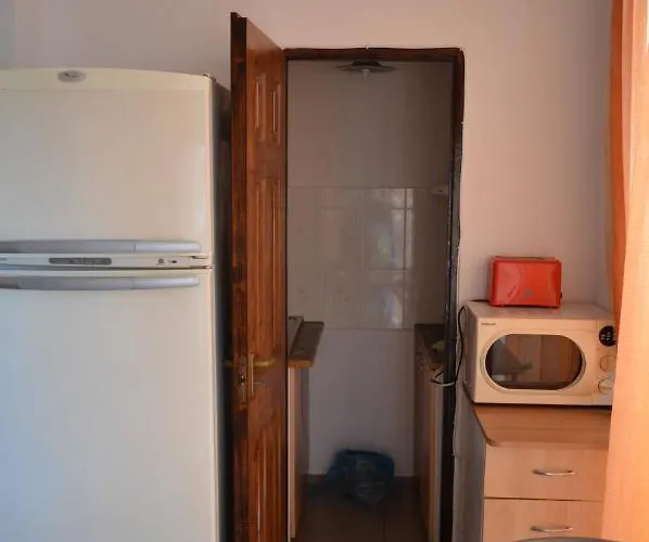 Garsoniere Victor Seaview Aer Conditionat- Bucatarie-primim Carduri Vacanta-pet Friendly La 3 Minute De Plaja Reyna-zoom