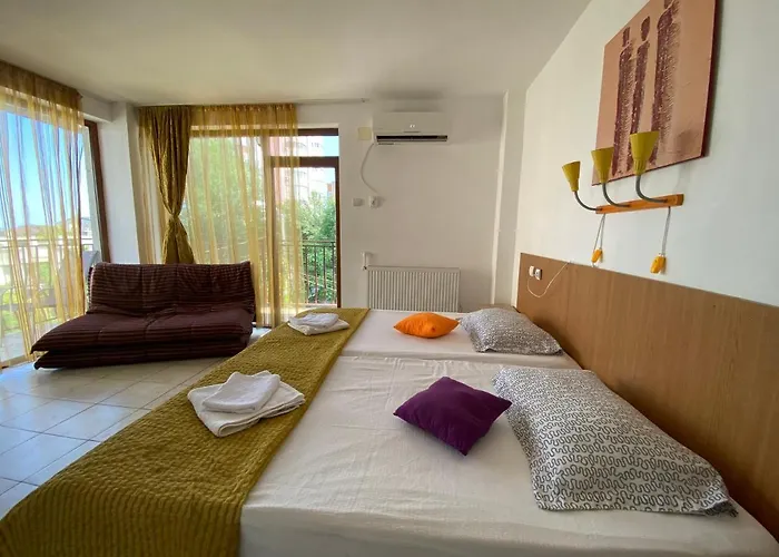 Апартаменты Garsoniere Victor Seaview Aer Conditionat- Bucatarie-primim Carduri Vacanta-pet Friendly La 3 Minute De Plaja Reyna-zoom *