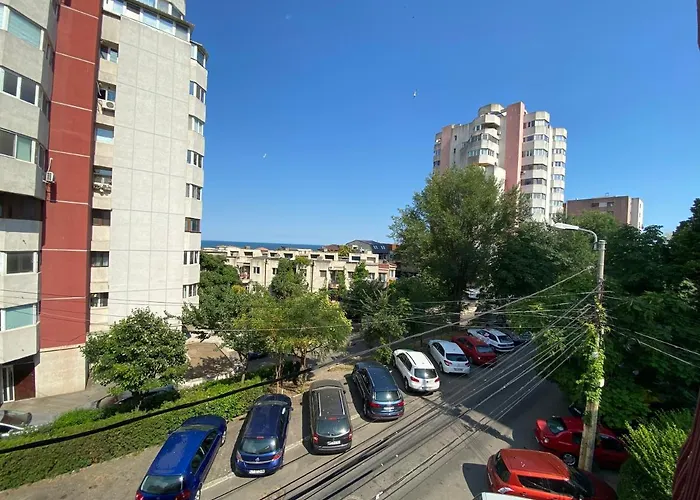 Garsoniere Victor Seaview Aer Conditionat- Bucatarie-primim Carduri Vacanta-pet Friendly La 3 Minute De Plaja Reyna-zoom Апартаменты *