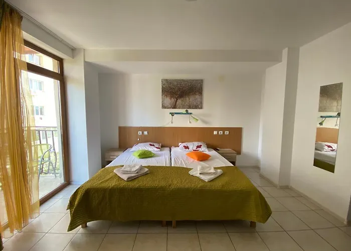 Апартаменты Garsoniere Victor Seaview Aer Conditionat- Bucatarie-primim Carduri Vacanta-pet Friendly La 3 Minute De Plaja Reyna-zoom *