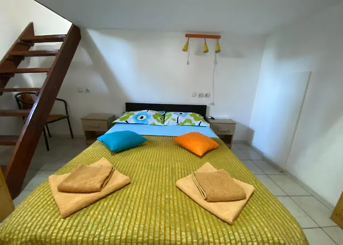 Апартаменты Garsoniere Victor Seaview Aer Conditionat- Bucatarie-primim Carduri Vacanta-pet Friendly La 3 Minute De Plaja Reyna-zoom Констанца