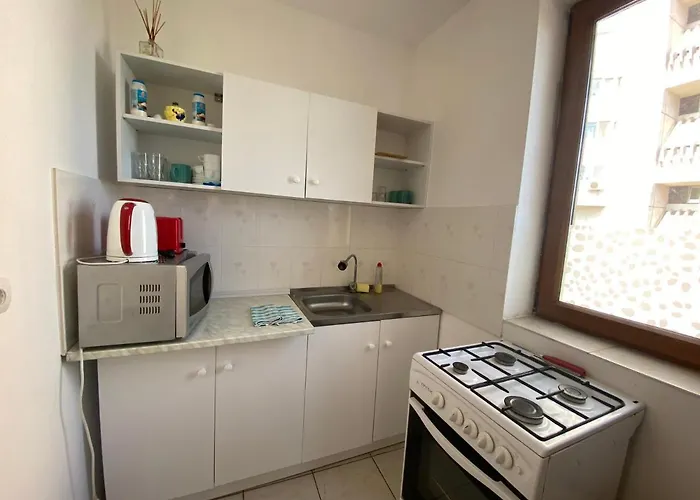 Апартаменты Garsoniere Victor Seaview Aer Conditionat- Bucatarie-primim Carduri Vacanta-pet Friendly La 3 Minute De Plaja Reyna-zoom Констанца