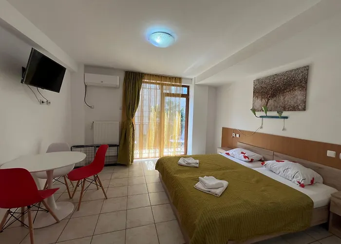 Garsoniere Victor Seaview Aer Conditionat- Bucatarie-primim Carduri Vacanta-pet Friendly La 3 Minute De Plaja Reyna-zoom Апартаменты *