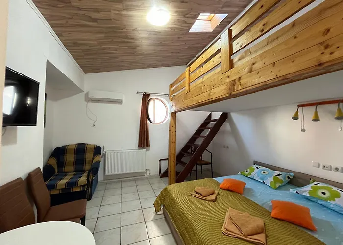 Garsoniere Victor Seaview Aer Conditionat- Bucatarie-primim Carduri Vacanta-pet Friendly La 3 Minute De Plaja Reyna-zoom Апартаменты Констанца