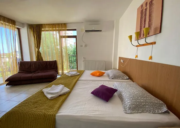 Апартаменты Garsoniere Victor Seaview Aer Conditionat- Bucatarie-primim Carduri Vacanta-pet Friendly La 3 Minute De Plaja Reyna-zoom Констанца