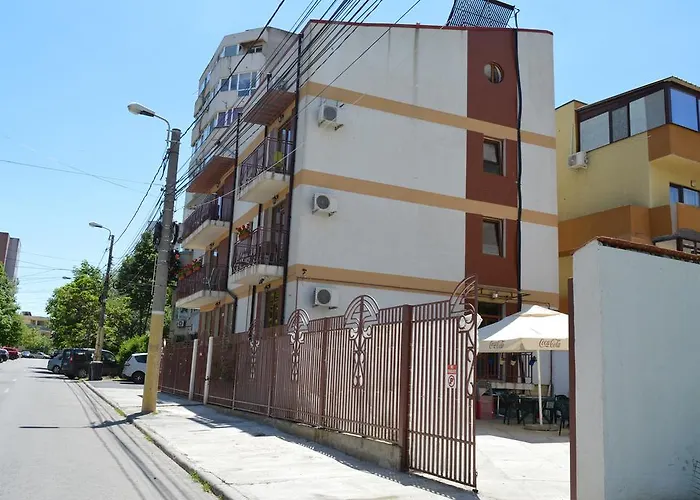 Апартаменты Garsoniere Victor Seaview Aer Conditionat- Bucatarie-primim Carduri Vacanta-pet Friendly La 3 Minute De Plaja Reyna-zoom Констанца