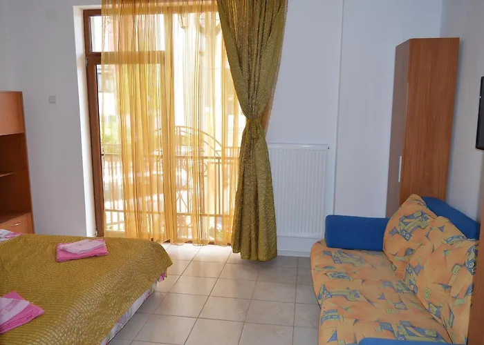 Garsoniere Victor Seaview Aer Conditionat- Bucatarie-primim Carduri Vacanta-pet Friendly La 3 Minute De Plaja Reyna-zoom Апартаменты